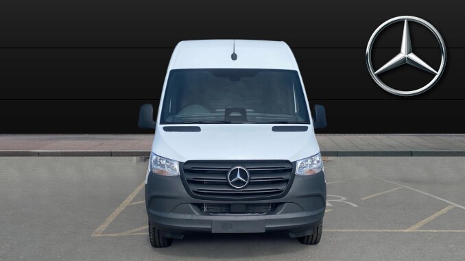 Mercedes-Benz Sprinter 315Cdi L3 Diesel Rwd 3.5t H2 Pro Van 9G-Tronic - Image 8